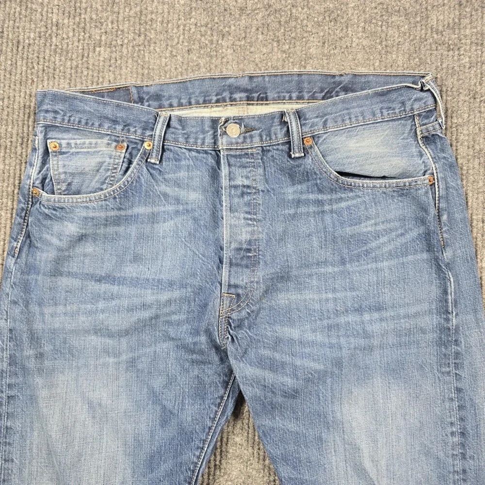 Levis 501 Jeans Mens 38x30 Blue Medium Wash‎ Straight Leg Button Fly Faded 36x28